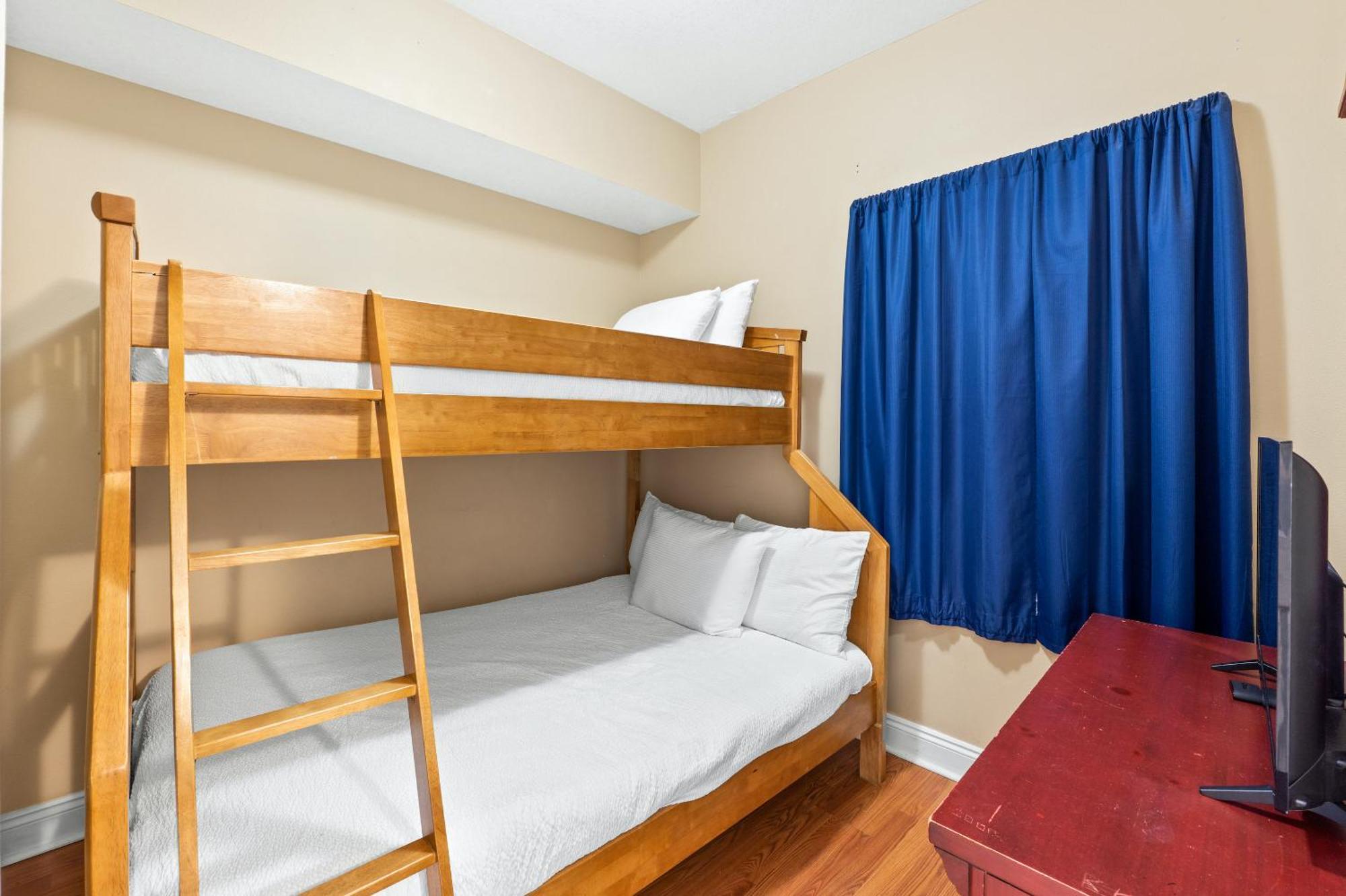 Calypso Beach Resort Towers Panama City Beach Room photo