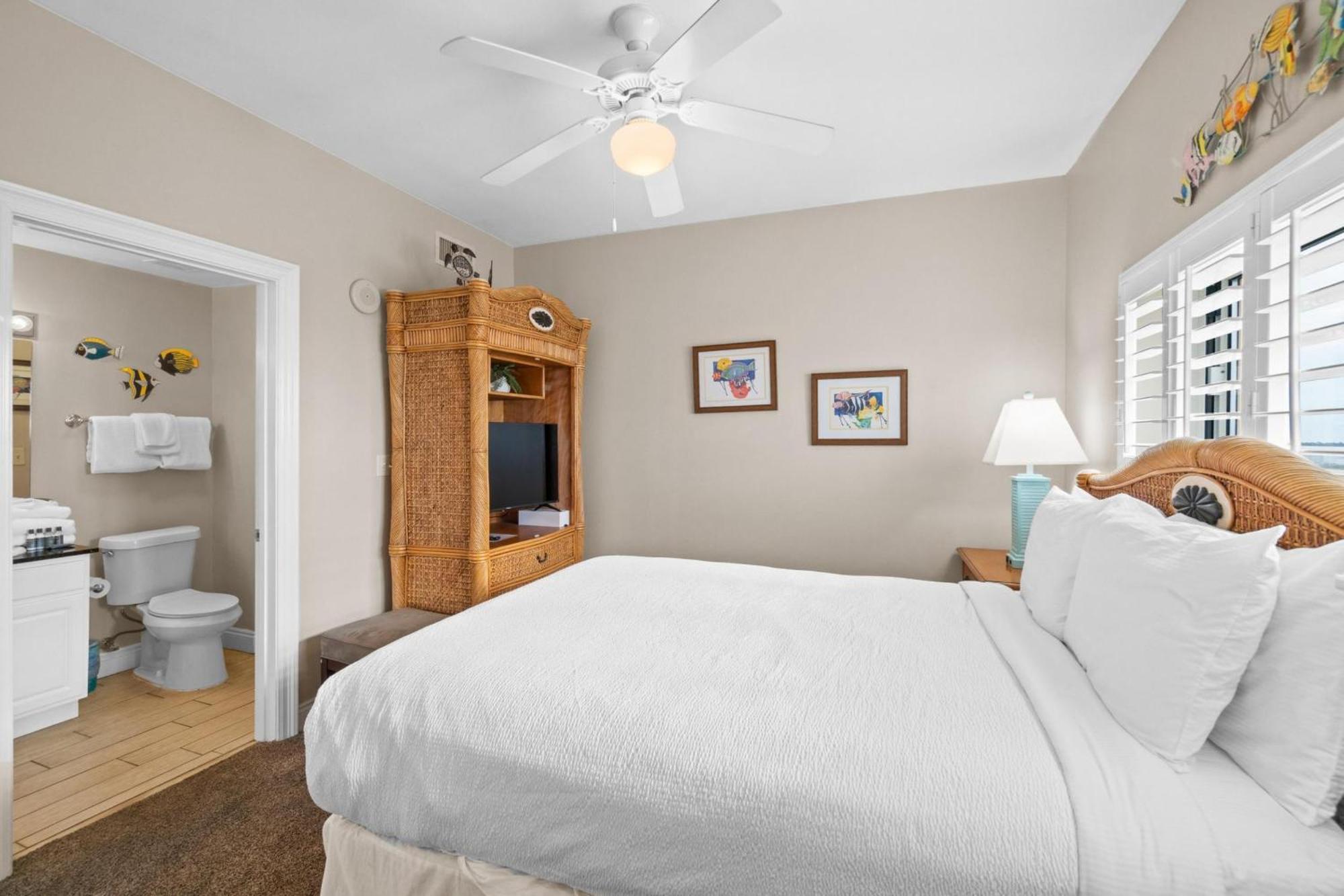 Calypso Beach Resort Towers Panama City Beach Room photo